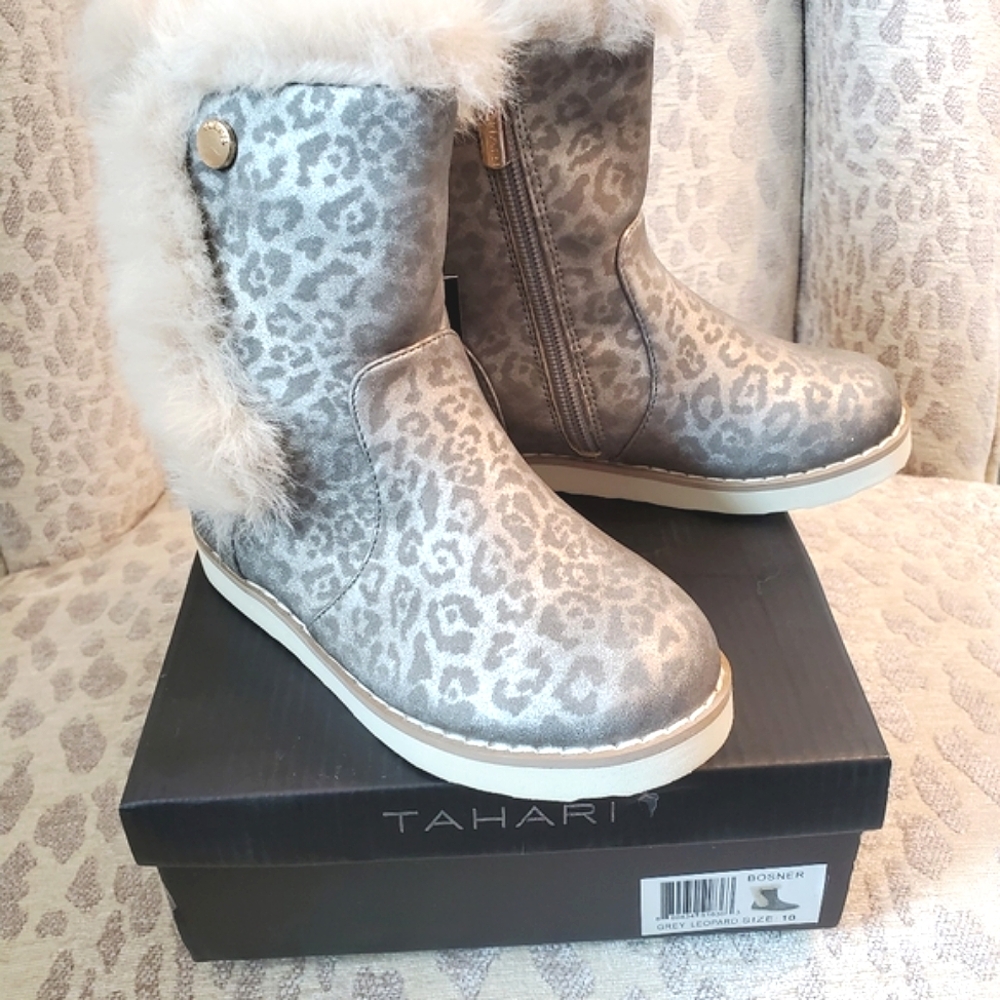 NEW Tahari Little girls taupe and cream animal print boots with fur in Size 10